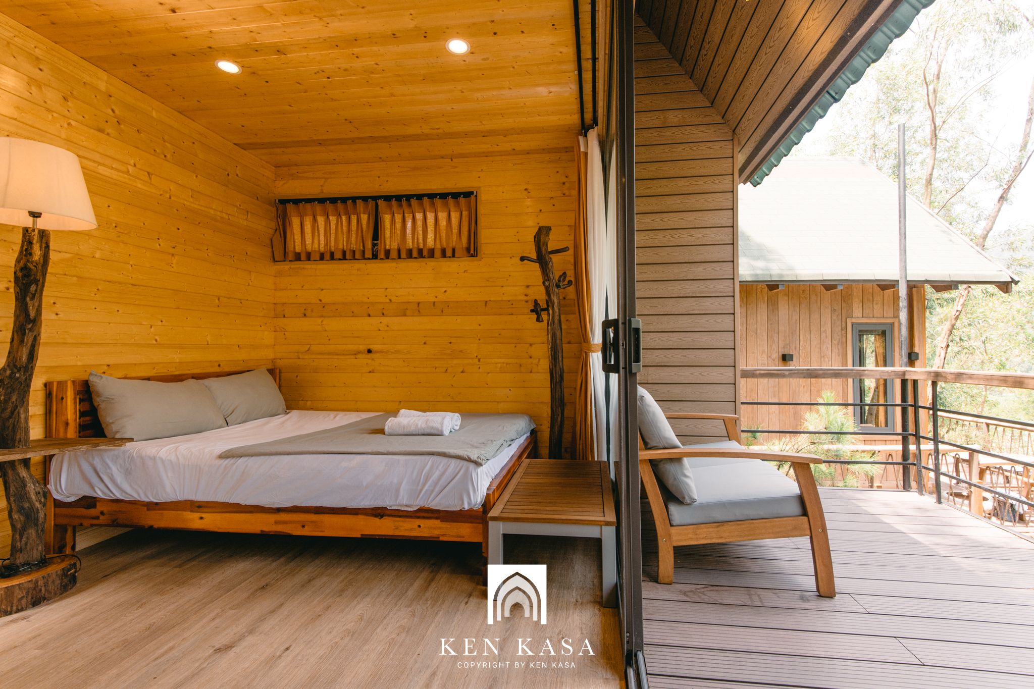mẫu thiết kế phòng homestay bằng gỗ Nhà ê Rừng